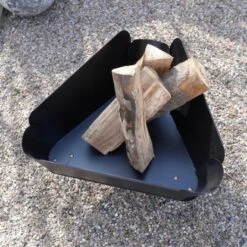 VASNER Merive M1 Feuerschale Niedrig Abgerundet Schwarz -Angebote Grill König Store sign garten terrasse mood3 1